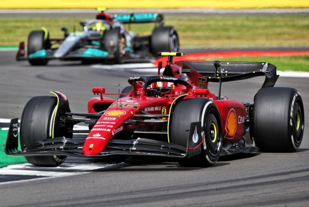 GP de Francia: Carlos Sainz jr es el más rápido en la segunda sesión de entrenamientos libres / Lewis Hamilton 5º