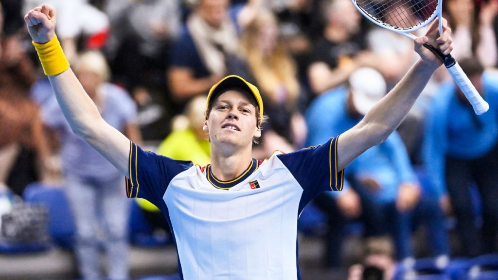 ATP: Carlos Alcaraz y Jannik Sinner se baten en duelo por el título de Umag / Roberto Bautista Agut, campeón de Kitzbuhel