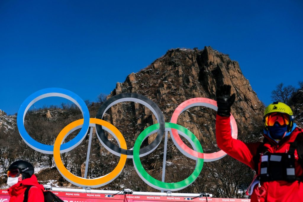 Se cuestiona la participación de los atletas rusos y bielorrusos en los Juegos Olímpicos de 2024 – reacción del COI