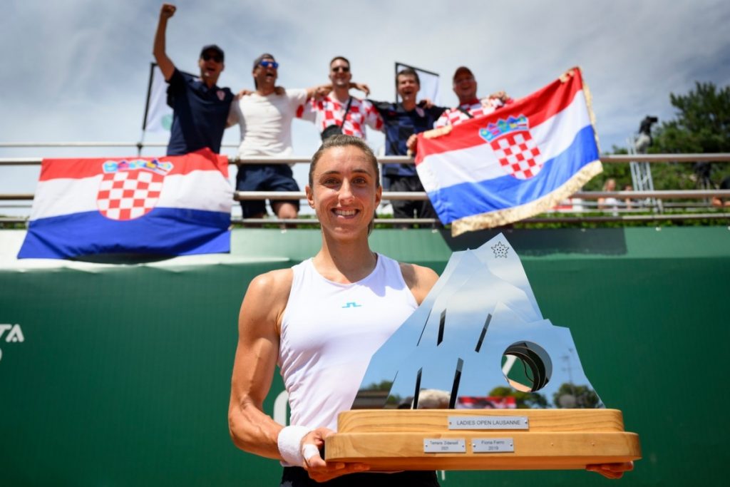 WTA: Petra Martic, campeona en Lausana / Bernarda Pera gana el primer título de su carrera en Budapest