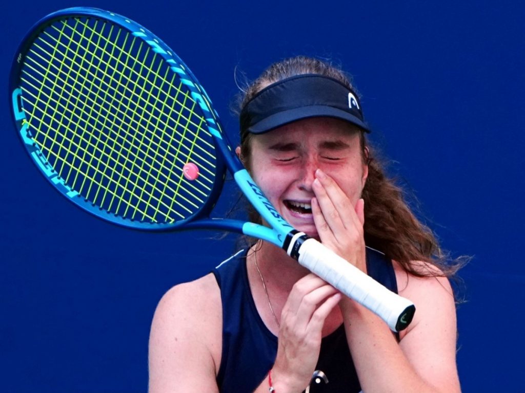 Daria Snigur llora tras vencer a Simona Halep en el US Open 2022 – A quien dedicó su victoria en primera ronda
