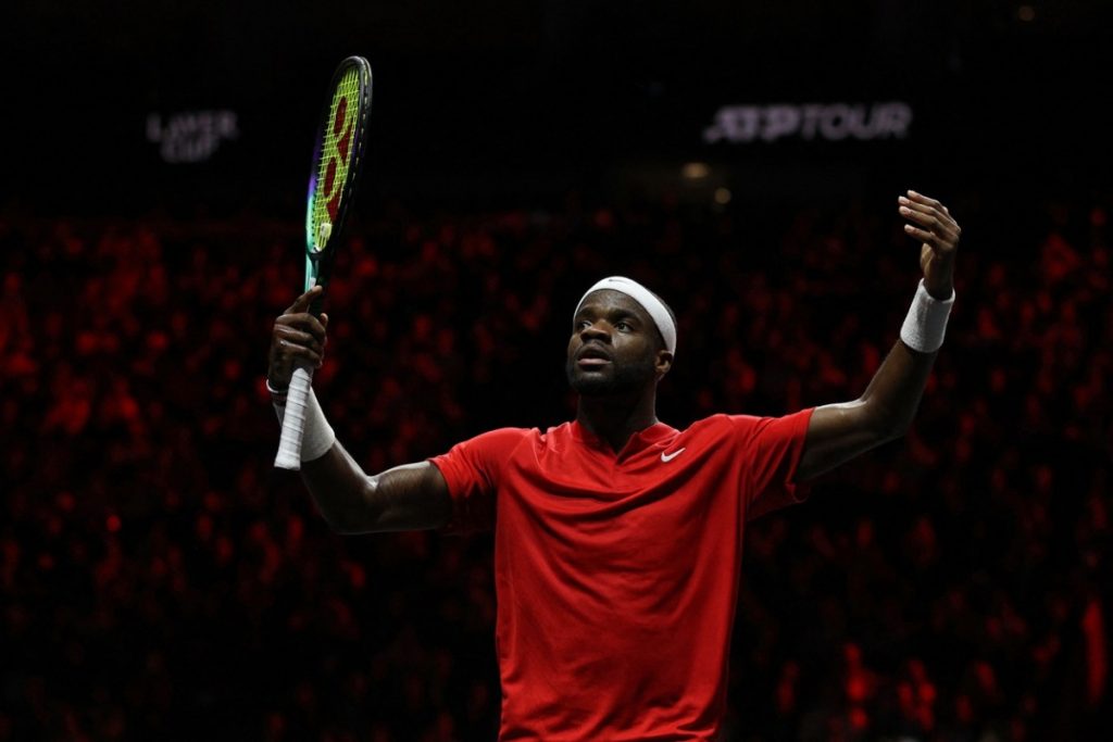 El Equipo Resto del Mundo ganó la Copa Laver 2022 – Frances Tiafoe derrotó a Stefanos Tsitsipas tras salvar cuatro bolas de partido