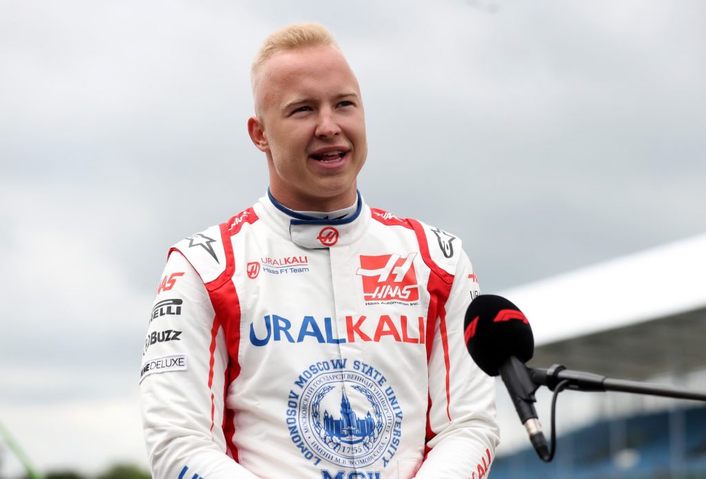 Expulsado de Haas, el ruso Nikita Mazepin rechaza un regreso a la Fórmula 1 bajo bandera neutral: « No voy a renunciar a mi país »