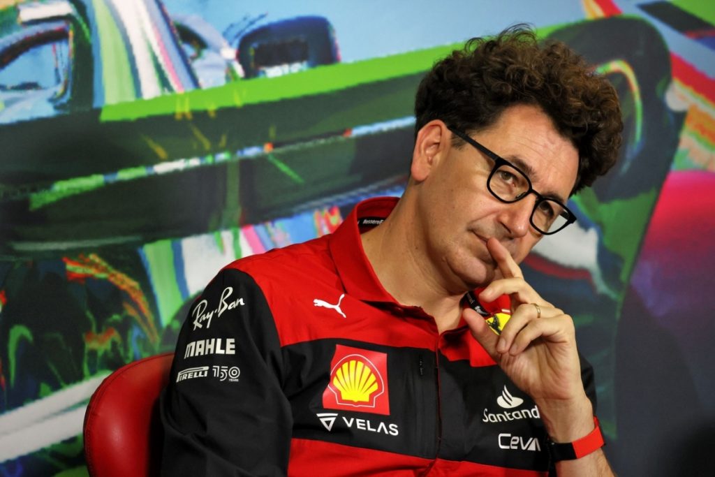 Ferrari, otra gran metedura de pata – Lo que el jefe de la Scuderia comparó con uno de los pilotos de Fórmula 1