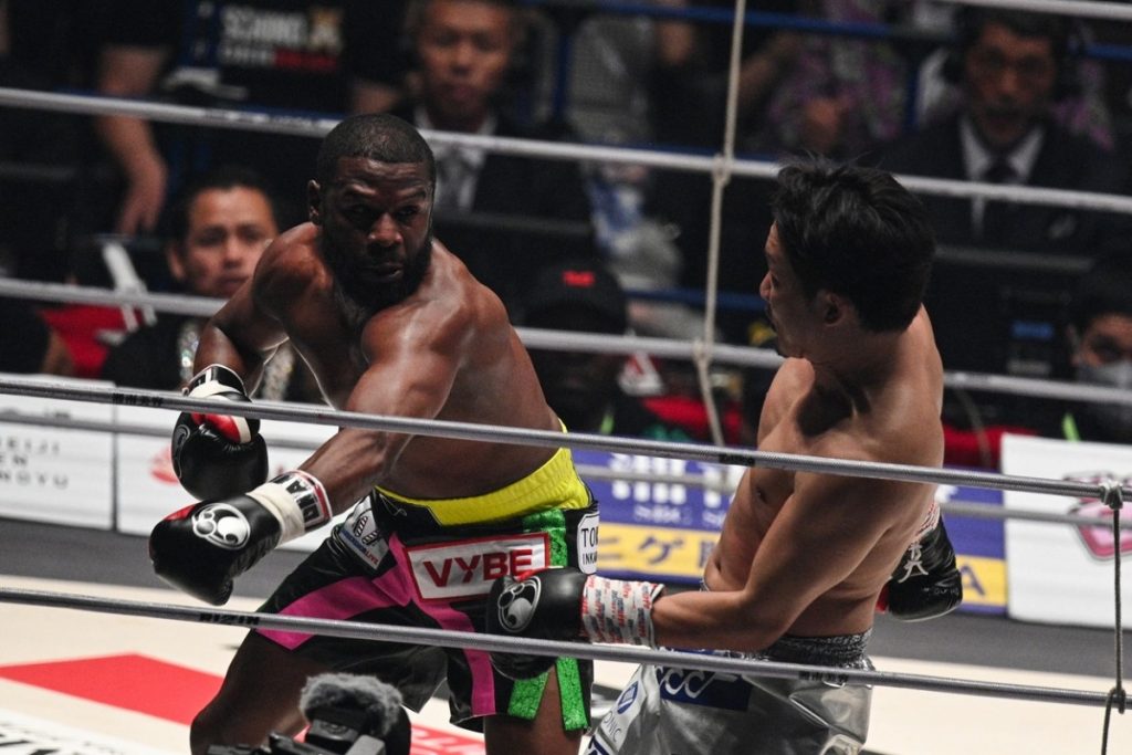 VIDEO Floyd Mayweather, victoria por KO sobre Mikuru Asakura – El estadounidense sigue invicto