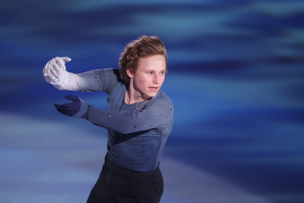 VÍDEO Ilia Malinin, el primer patinador que logra un cuádruple eje en competición