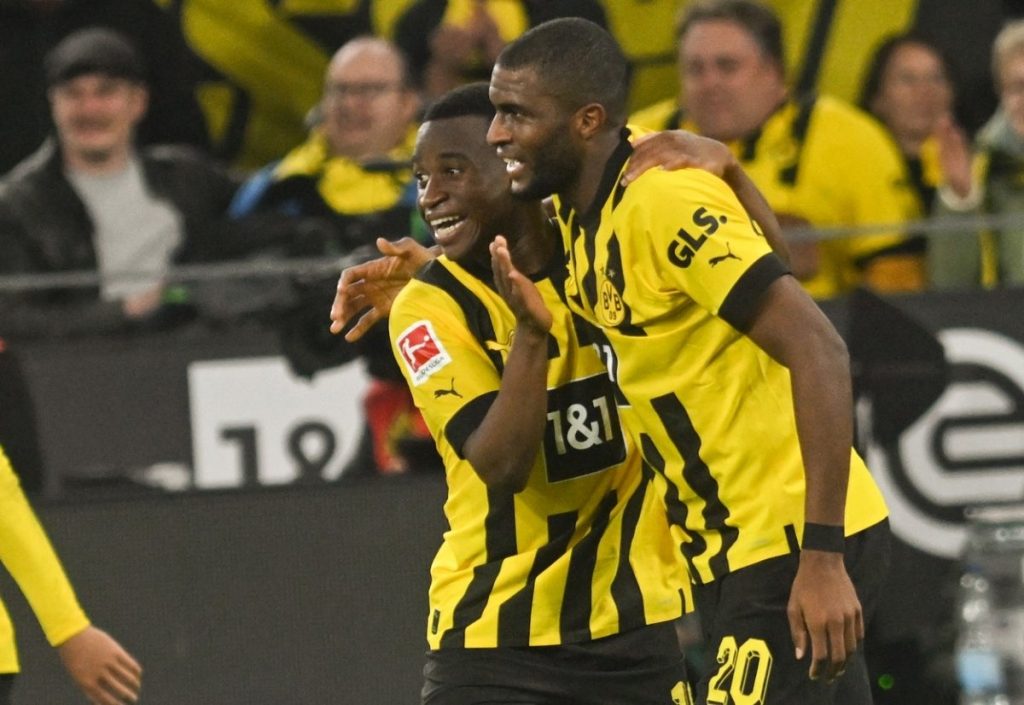 VIDEO Espectáculo en Der Klassiker – El Borussia Dortmund empató en la última fase después de que el Bayern de Múnich ganara 2-0