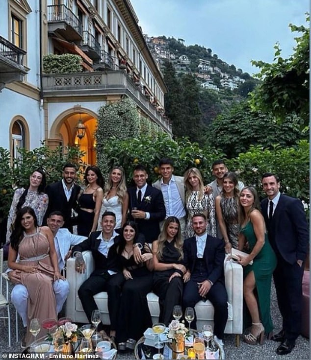 Lautaro Martínez celebra su boda en el Lago Como con sus compañeros argentinos héroes de la Copa del Mundo
