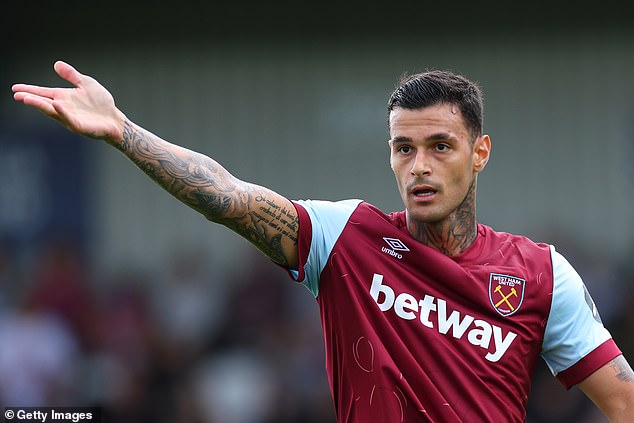 La Roma acuerda la cesión de Gianluca Scamacca al West Ham con opción de compra de 19 millones de libras. El italiano parece dispuesto a poner fin a su lamentable traspaso a la Premier League.