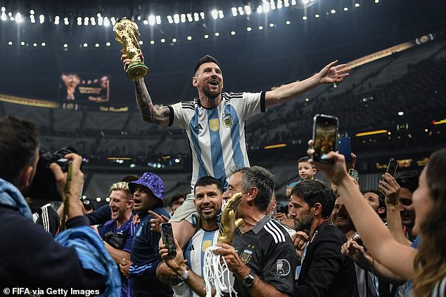 Olvídate de las emociones, Lionel Messi no es el Mejor de Todos los Tiempos… está por detrás de Pelé y Maradona