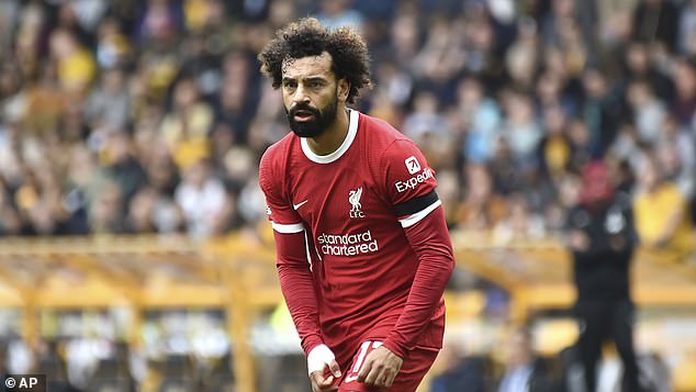 Mohamed Salah estaba “listo para dejar” el Liverpool este verano y unirse al Al-Ittihad, afirma Michail Antonio… ya que insiste en que el egipcio fue “encerrado” por los Reds y se le dijo que no se le permitiría ir.